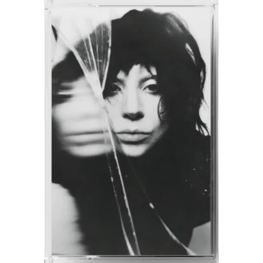 Lady Gaga - MAYHEM (Cassette de color gris exclusivo de la tienda oficial de Lady Gaga)